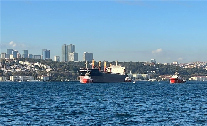 İstanbul Boğazı'nda gemi arızası: Deniz trafiği askıya alındı