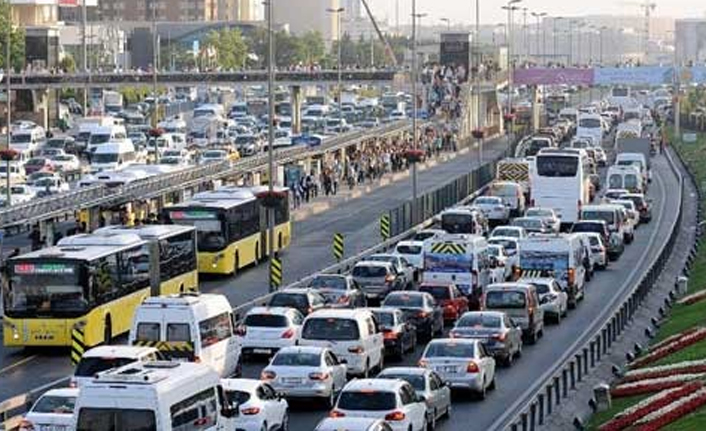 İstanbul'da trafik yoğunluğu yüzde 51’e ulaştı