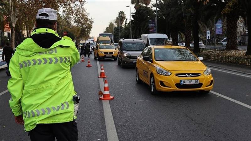 Valilik açıkladı: İstanbul’da yarın bazı yollar trafiğe kapatılacak