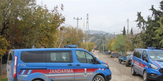 Sivas'ta Dere yatağına düşen kadını AFAD ekipleri çıkardı
