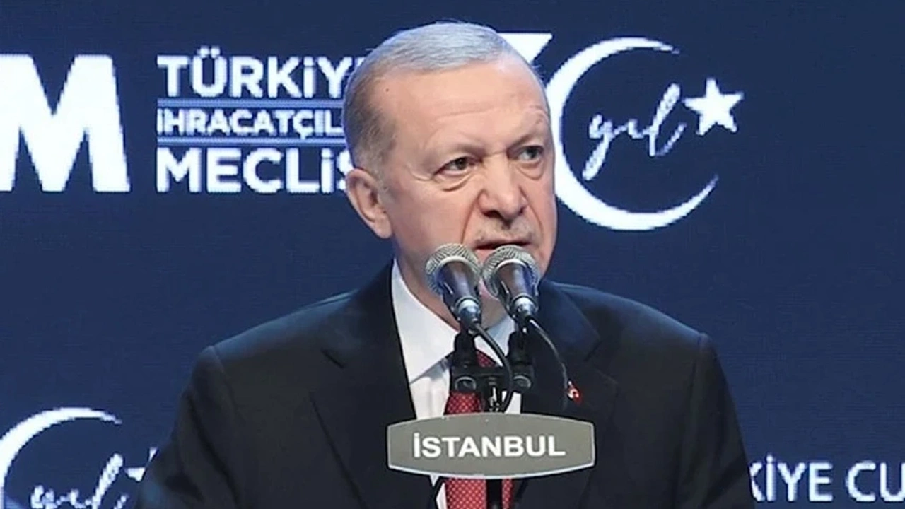 Erdoğan: Gençlerimiz, geleceklerini yurtdışında değil Türkiye'de görüyor