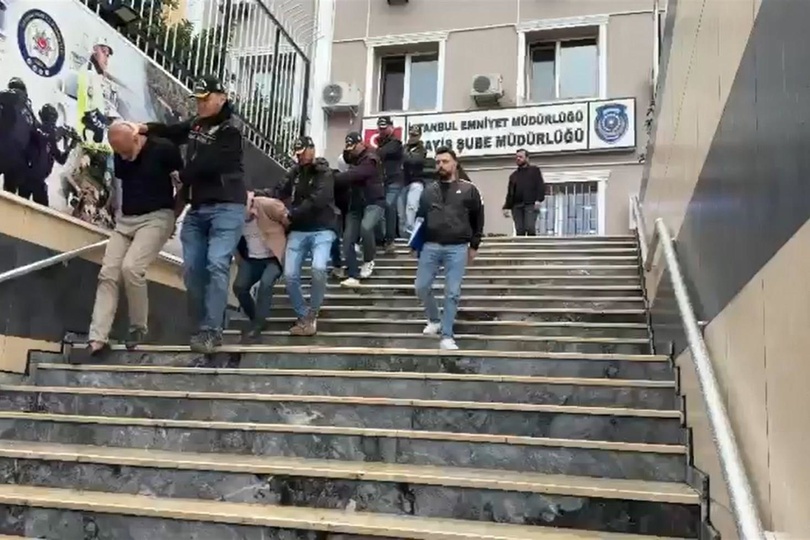 Masöz ilanıyla kadınları fuhuşa sürükledikleri öne sürülen 15 kişi adliyede